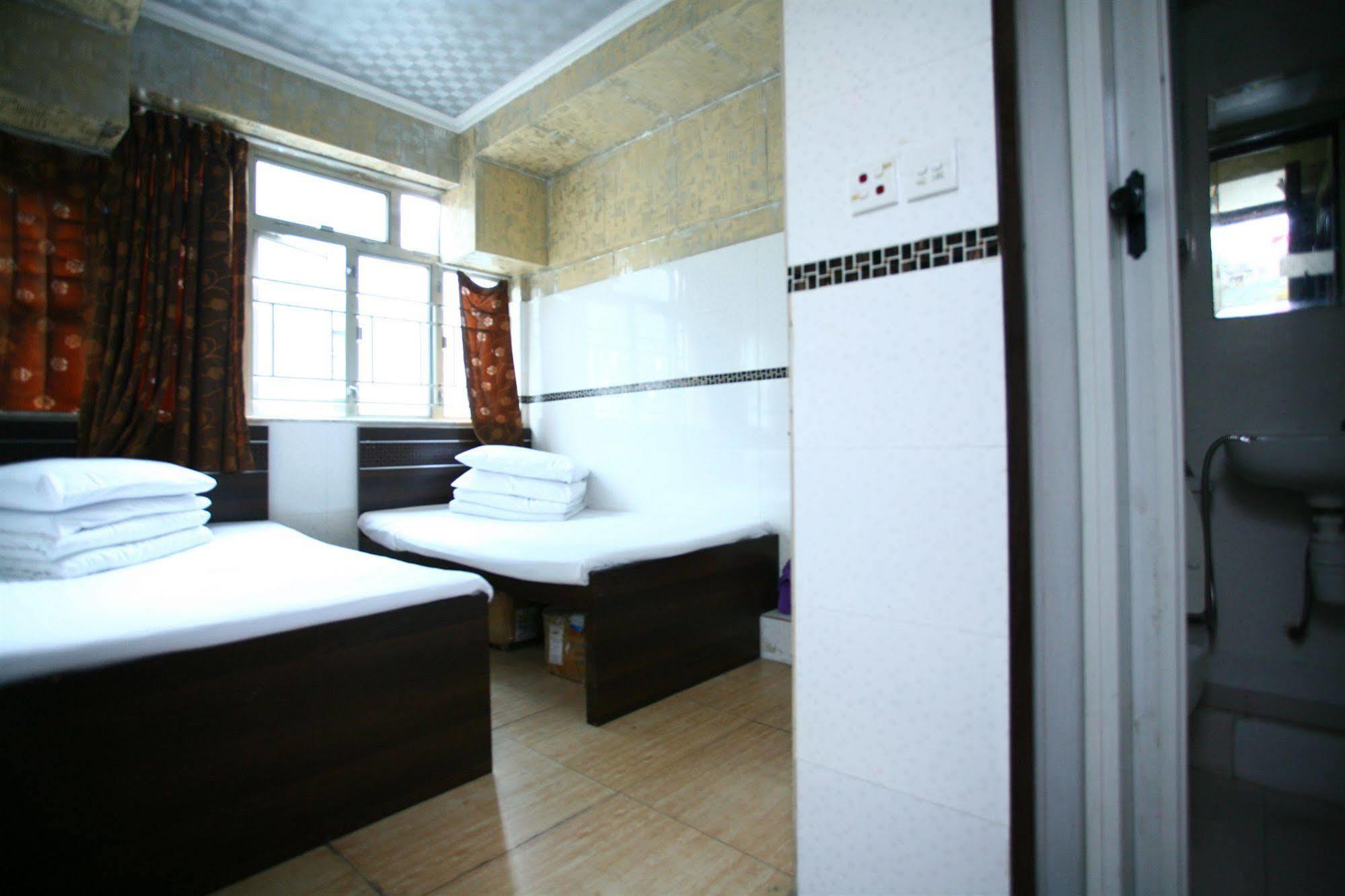 H K Commercial Inn Kowloon  Extérieur photo